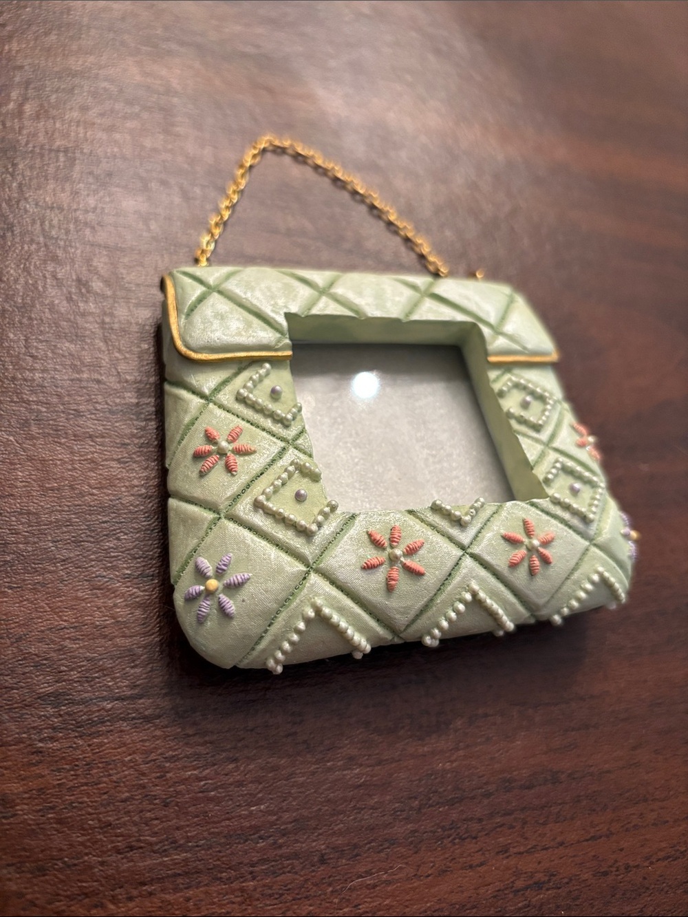 Mini Purse Frame - Picture 2 of 5